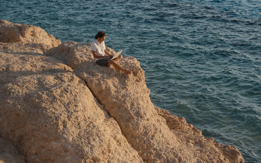 How to Build the Ultimate Travel Kit for Any Destination